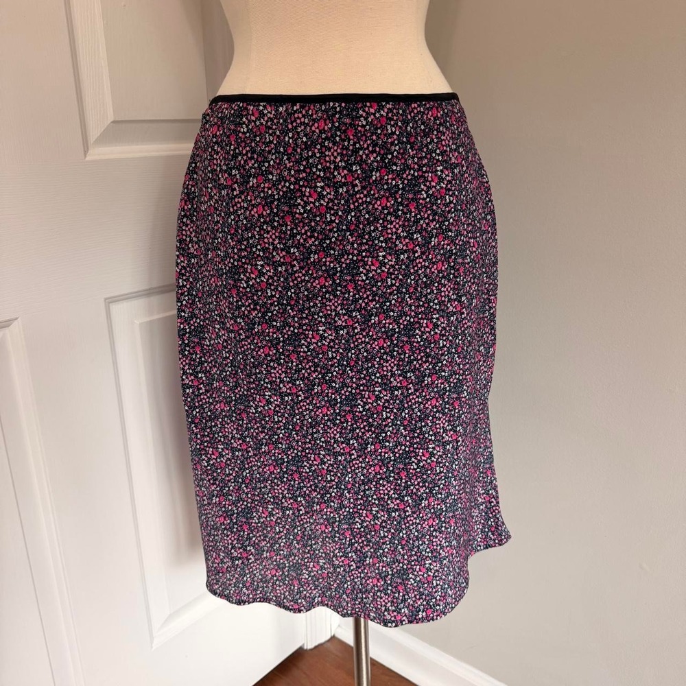 Y2K BLACK AND PINK VINTAGE STUDIO FLORAL MIDI SKIRT